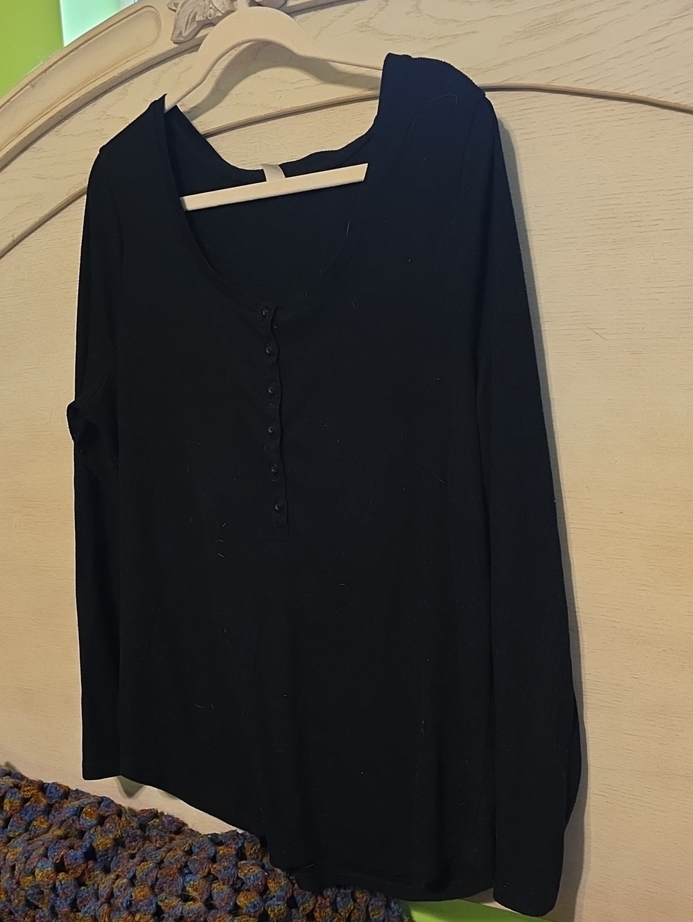 Old Navy Black Long-Sleeve Henley Top